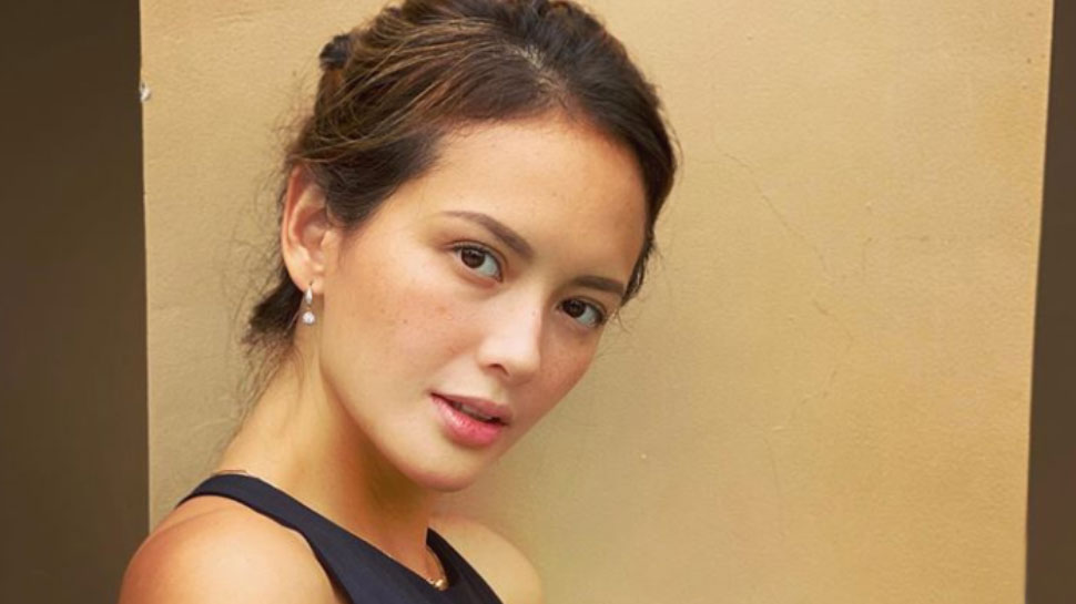 ellen-adarna-as-aries