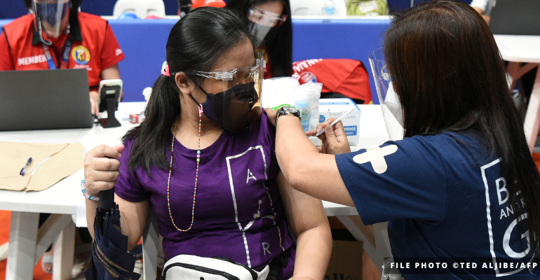 philippine-health-virus-doh-supports-no-vaccine-no-ayuda