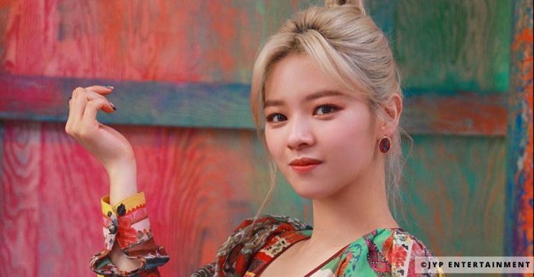 TWICE’s Jeongyeon to not join Seoul concerts due to health issues