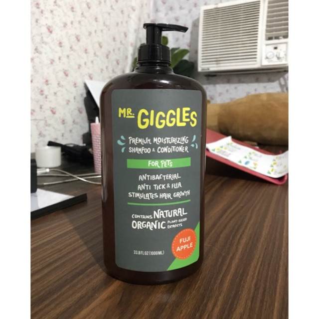 Mr. Giggles Pet Shampoo