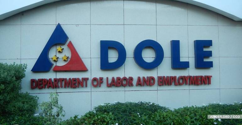labor day fairs offer 64k jobs local overseas vacancies min