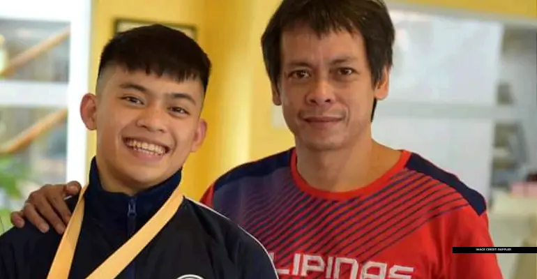 Carlos Yulo Acknowledges Father in Manila Parade for Filipino Olympic Athletes